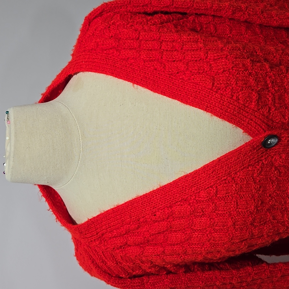 Hand knit red cardigan - Picture 2 of 11